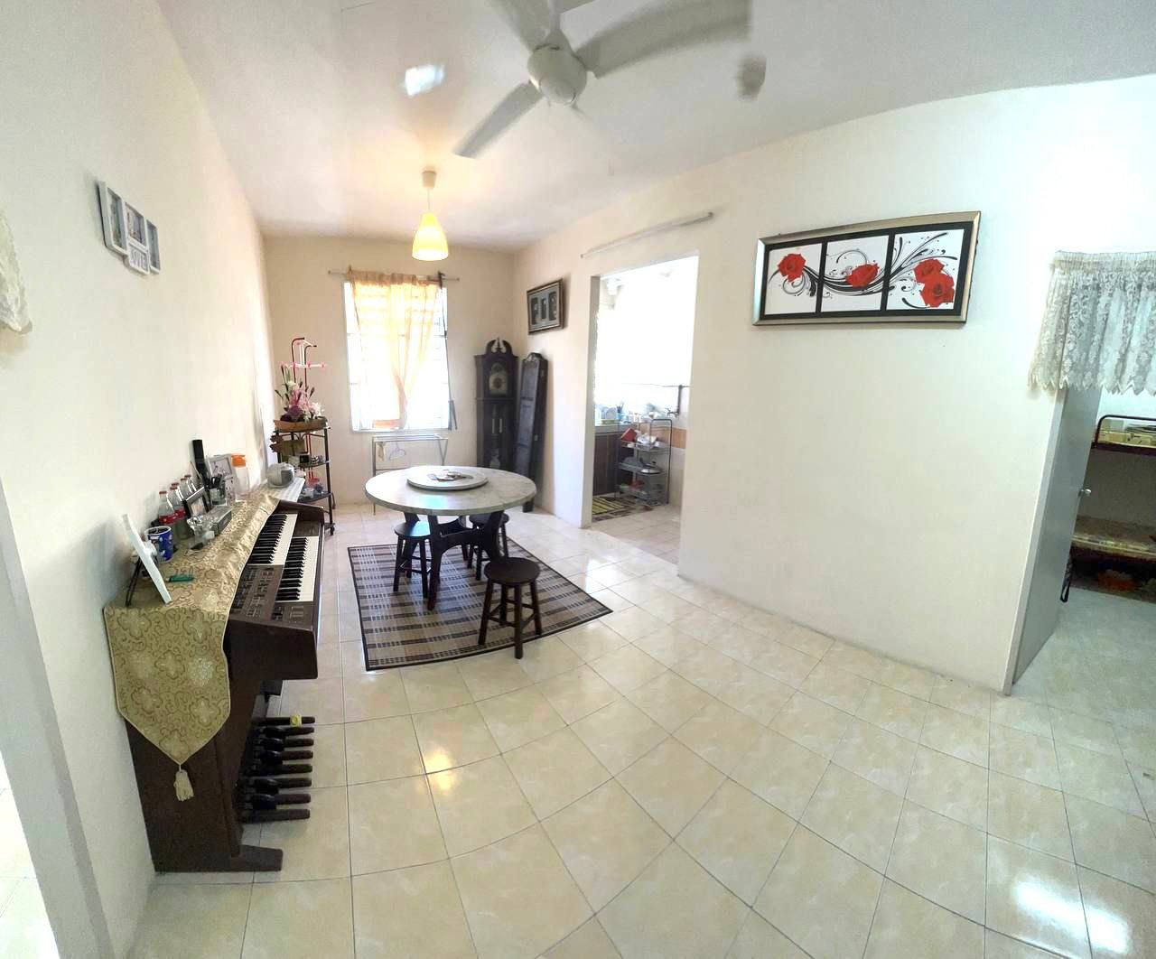 Apartment Seremban Putra Sikamat Seremban - photo 2