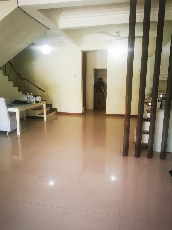 Facing Open Double Storey Terrace Taman Kristal 2 Dengkil - photo 5