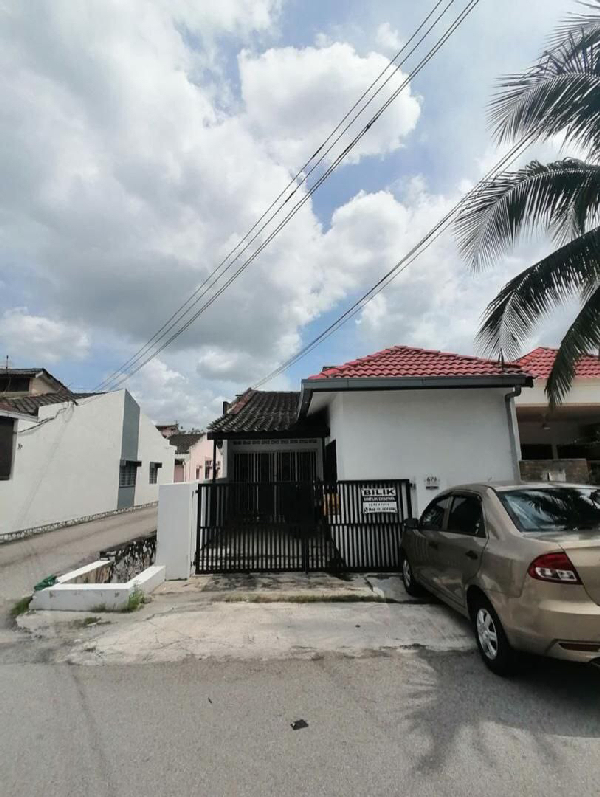 End Lot Single Storey Terrace Taman Sri Serdang - photo 1