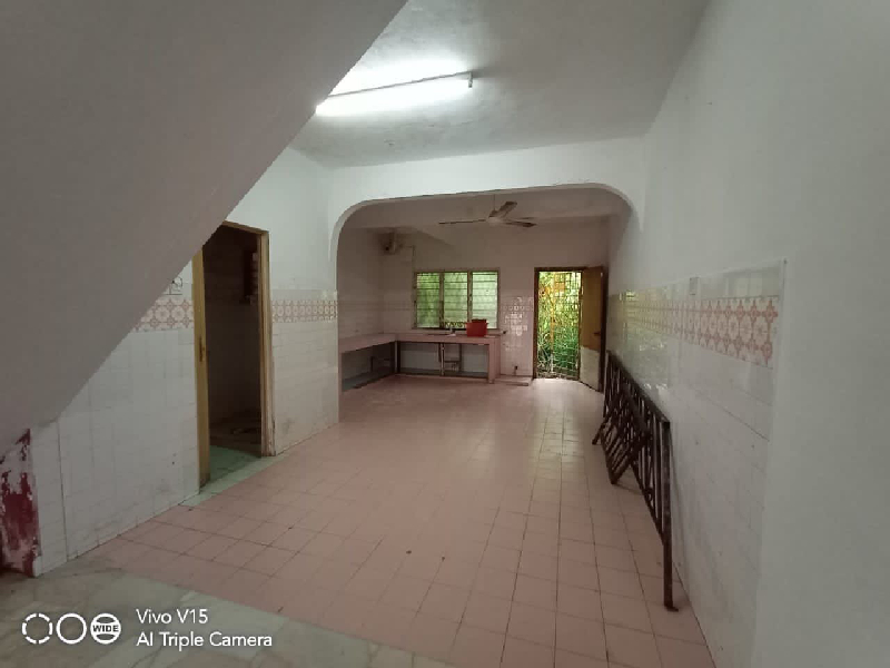 Good Location Double Storey Terrace Taman Sri Langat Kajang - photo 2