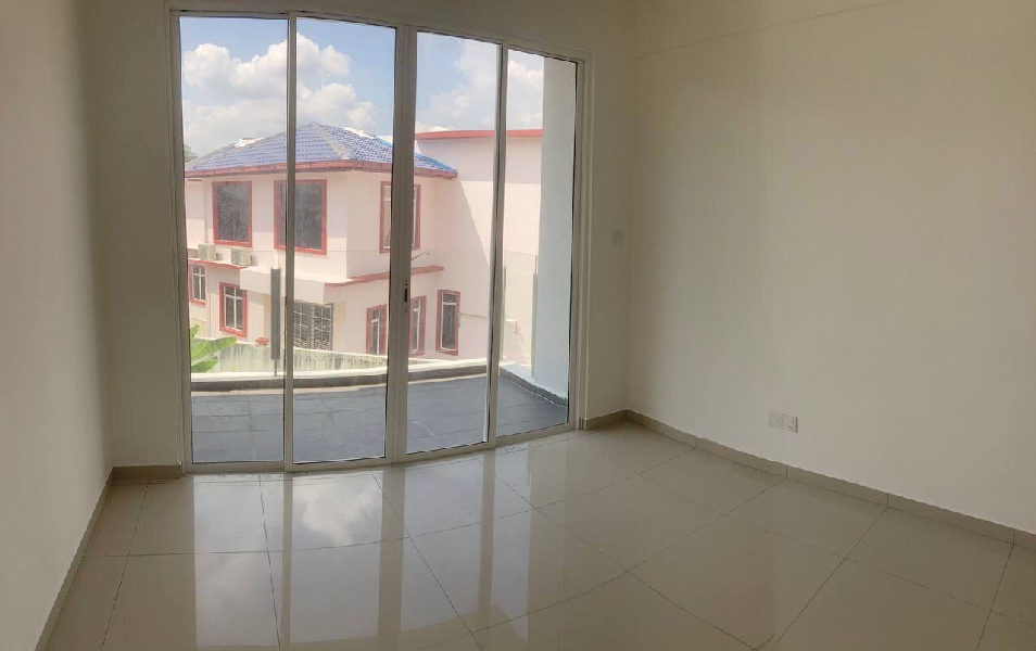 Double Storey Semi D Taman D Palma Sikamat - photo 4