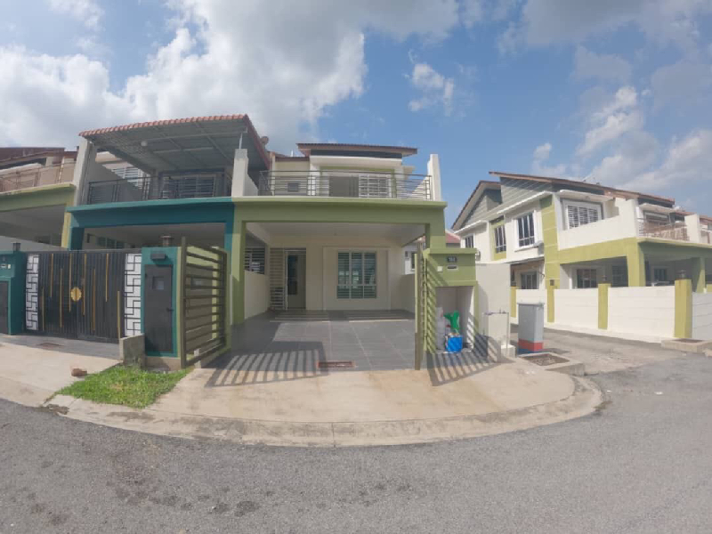 End Lot Double Storey Terrace Citra Hill Pajam