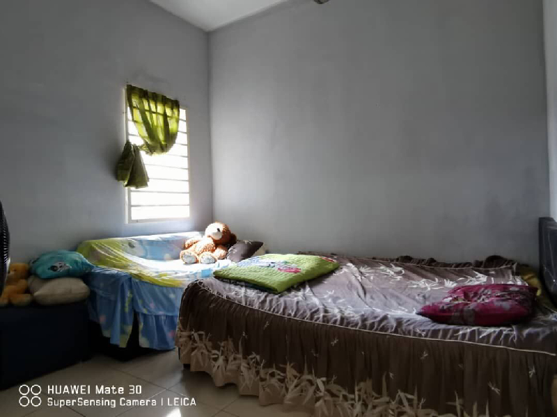 Facing Open Single Storey Terrace Bandar Sri Sendayan Seremban - photo 6