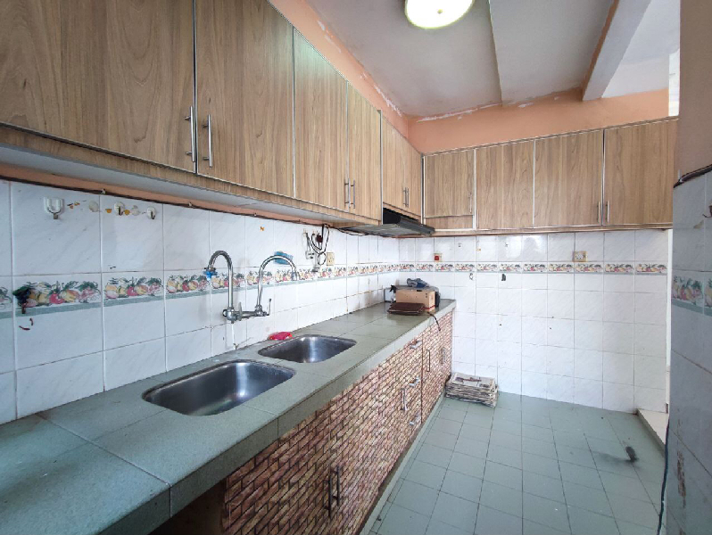 Kitchen Cabinet Apartment Mewah Court Taman Cheras Mewah Kuala Lumpur - photo 4