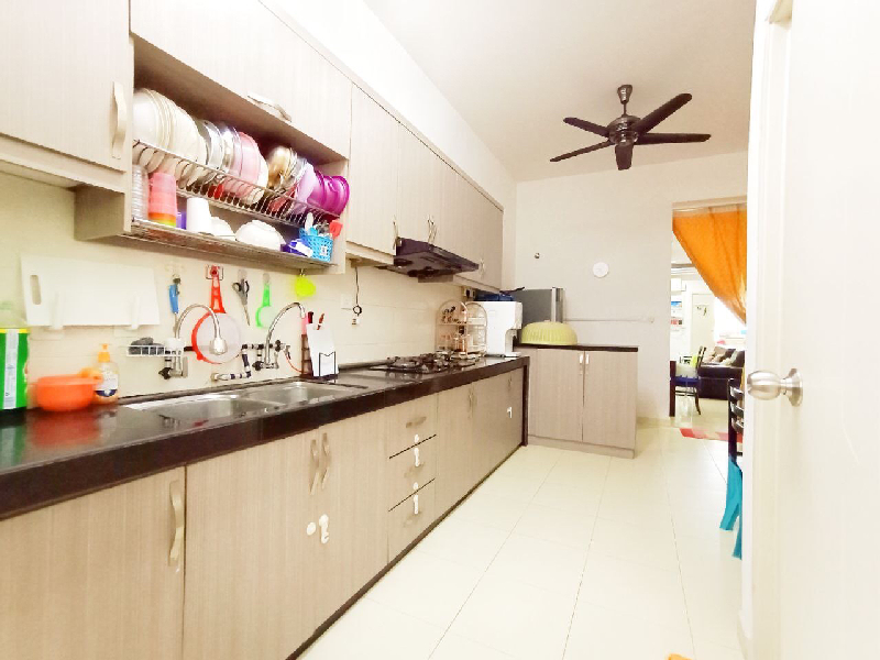 Facing Open Double Storey Terrace Nusari Aman 1 Sri Sendayan - photo 4