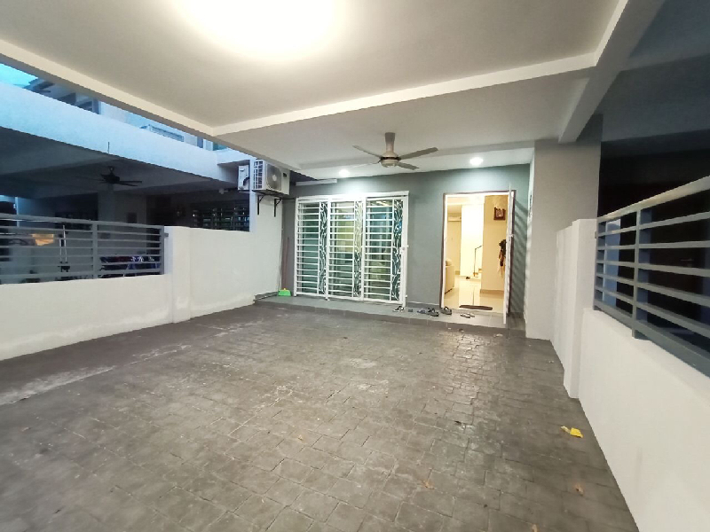 Fully Furnish Double Storey Terrace Albury 2 Mahkota Hill Lenggeng - photo 2