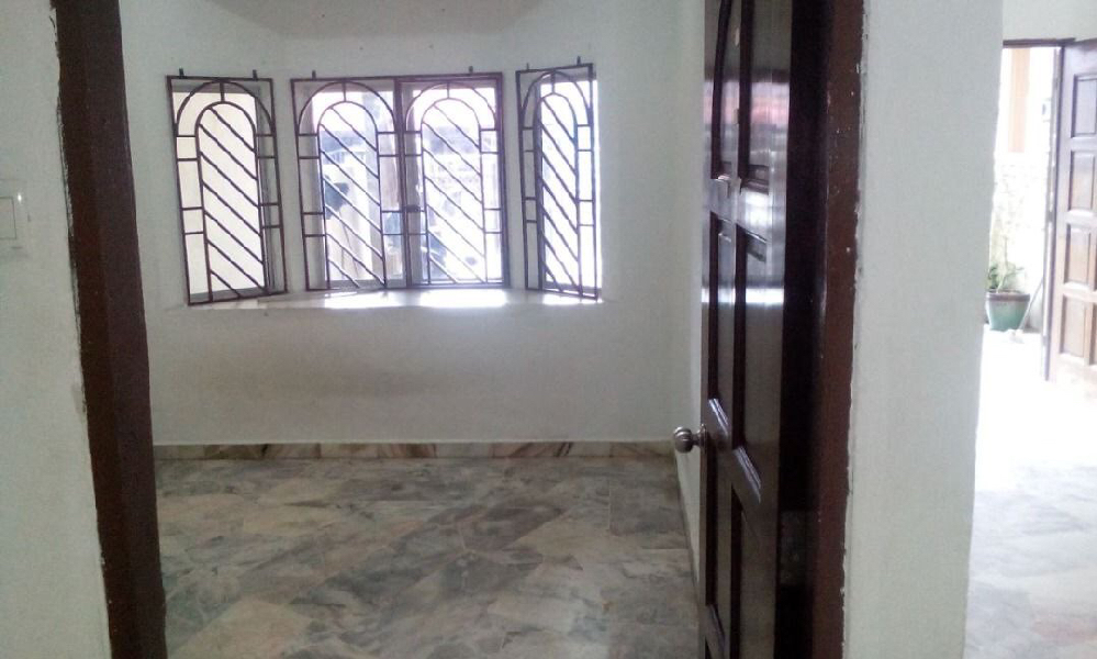 Table Top Single Storey Terrace Bandar Teknologi Kajang Semenyih - photo 2