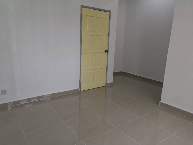 Facing Open Double Storey Terrace Impian Jaya Saujana Impian Kajang - photo 5