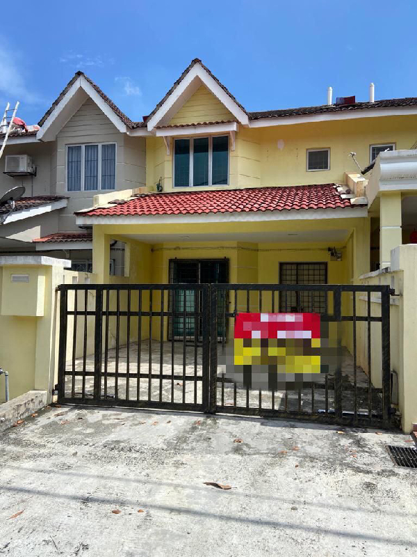 Good Location Double Storey Terrace Saujana Impian Kajang
