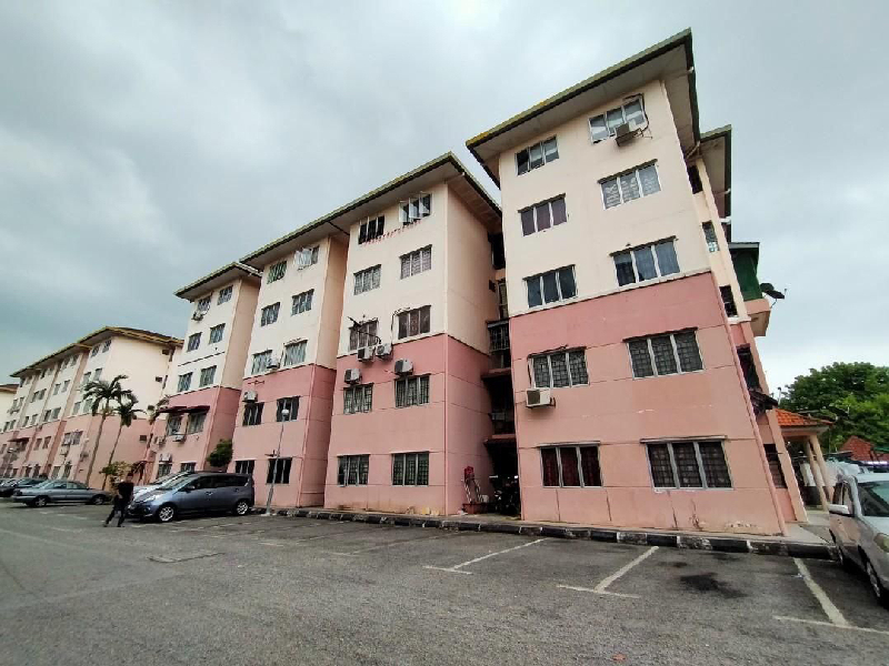 Good Location Apartment Mawar Taman Sutera Kajang