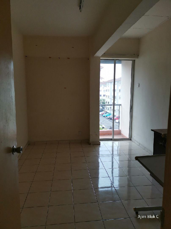 Good Location Apartment Mawar Taman Sutera Kajang - photo 4