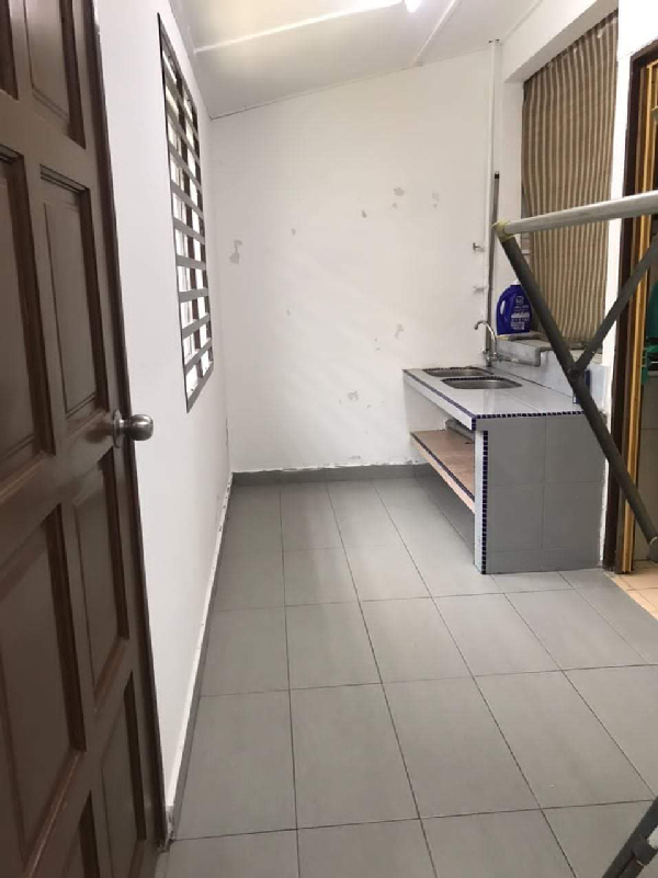 End Lot Double Storey Terrace Taman Dahlia Salak Tinggi Sepang - photo 4
