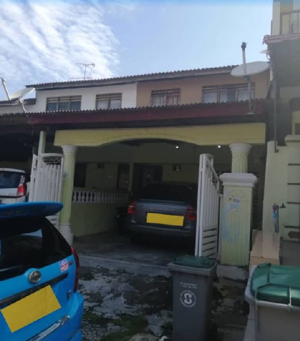 Renovated Double Storey Terrace Taman Tasik Jaya Senawang