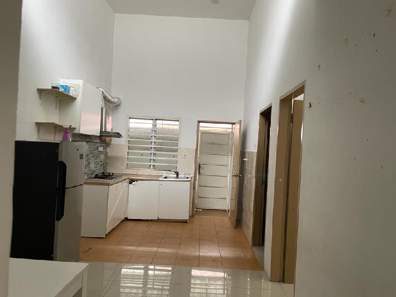 Facing Open Single Storey Terrace Taman Indah Klia Sepang - photo 6