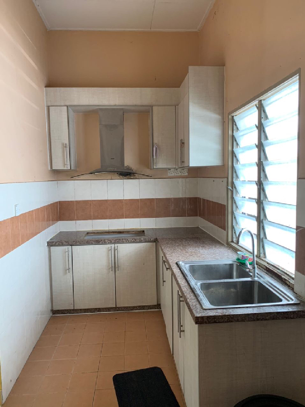 Good Location Single Storey Terrace Taman Intan Baiduri Salak Tinggi - photo 3