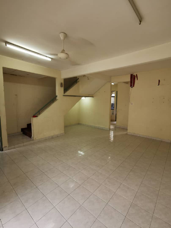 Good Location Double Storey Terrace Taman Desa Kasia Nilai - photo 2