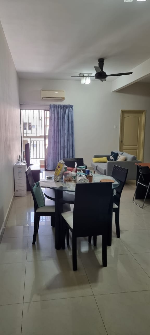 Pelangi Utama Condo Well Kept Unit For Sale - photo 4