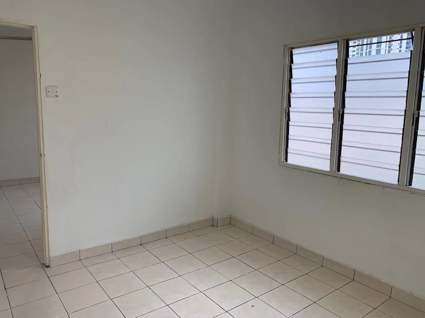 Kota Damansara Gugusan Dedap - photo 4