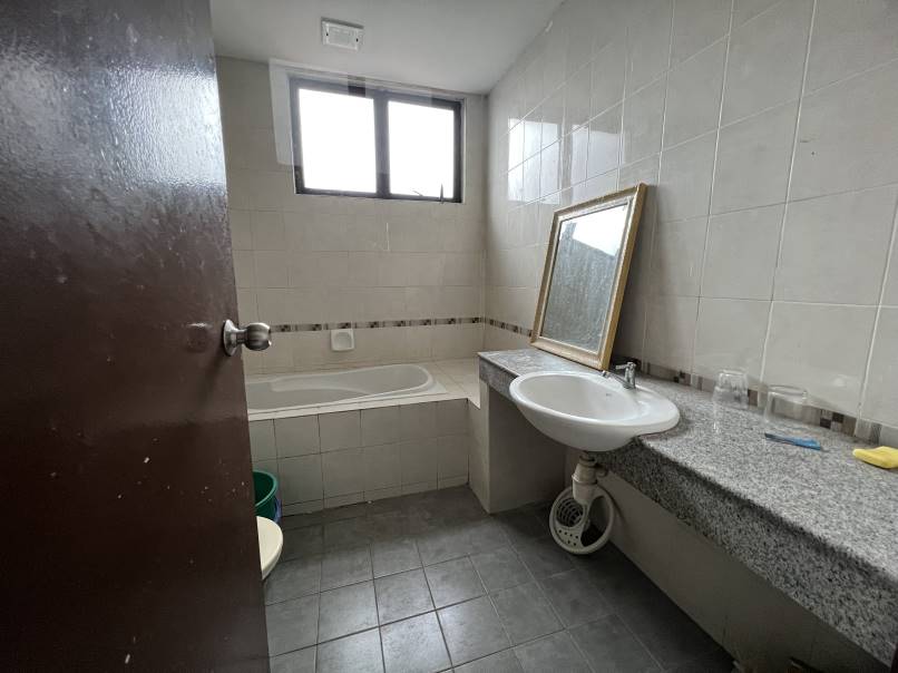 Puchong Taman Mutiara Indah Double Storey House - photo 10