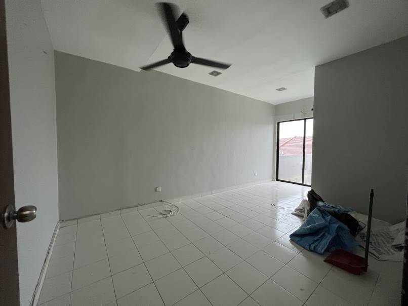 Puchong Taman Mutiara Indah Double Storey House - photo 11