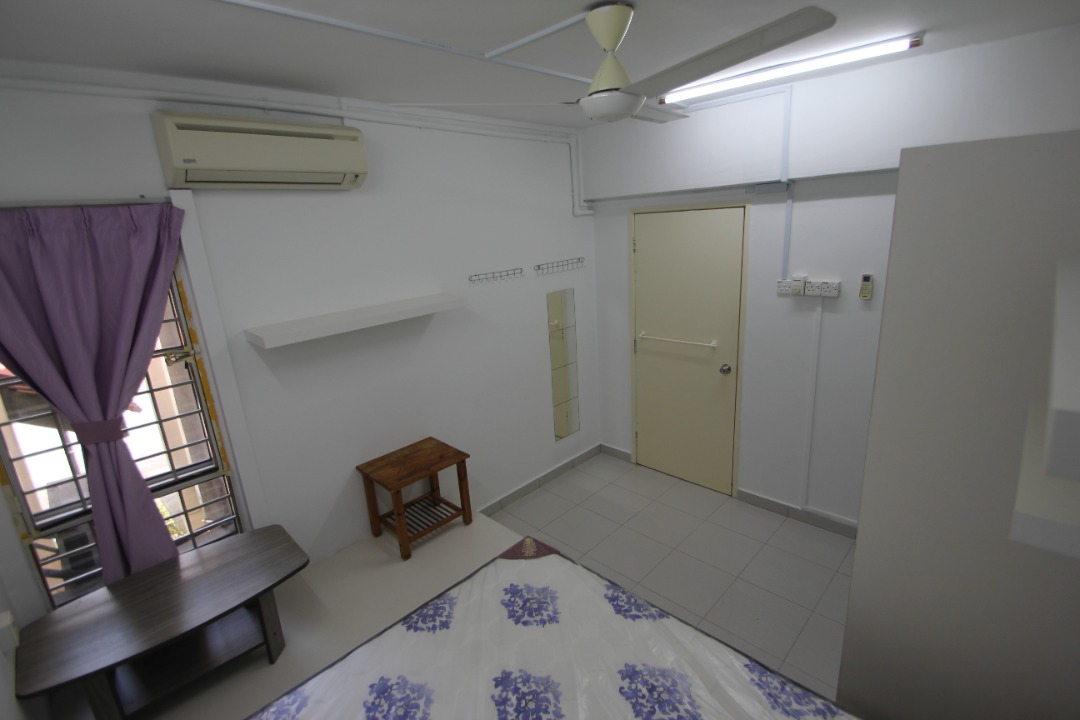 Taman Desa Danau Idaman Condo - photo 3