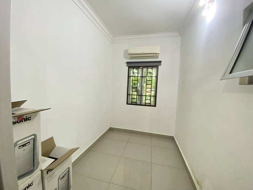 Bukit Jalil 3 Storey Landed House - photo 6