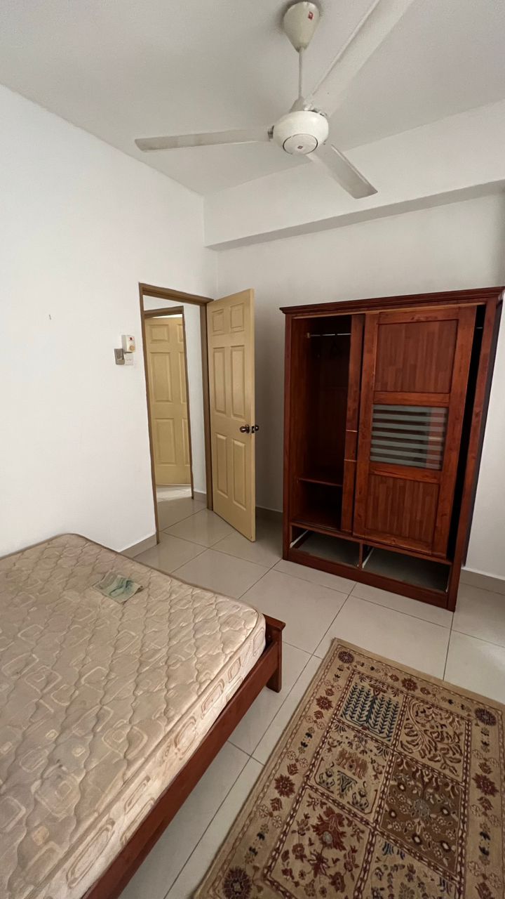 Bandar Utama, Pelangi Astana Condo, fully, Rent - photo 8