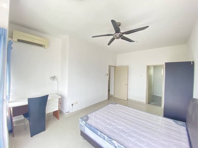 Sri Petaling Endah Promenade Master Bedroom - photo 2