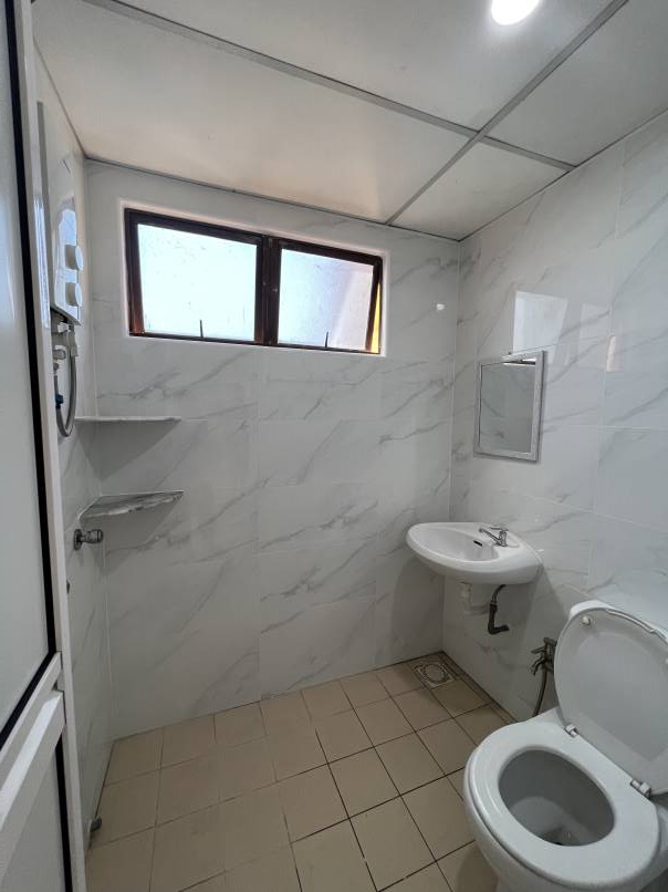 Palm Spring Newly Refurbsihed Master Room Unit - photo 4