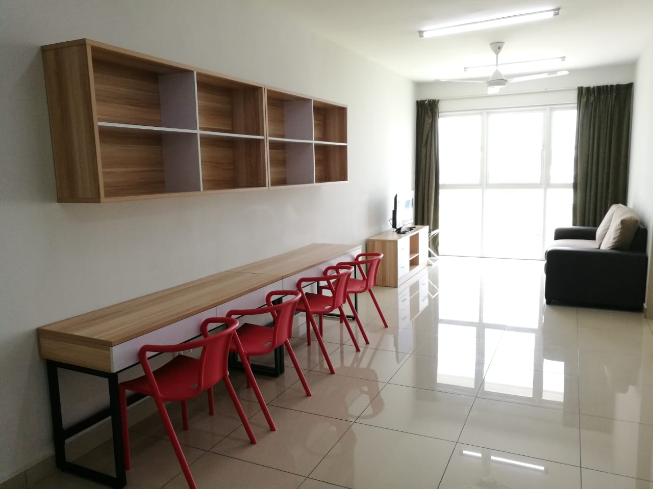 Pacific Place 3 Bedrooms Unit By Yeevy - photo 2