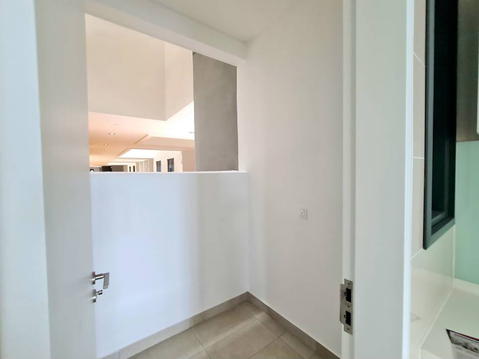Tria Seputeh 958sf 2rooms 2baths 2car park - photo 2