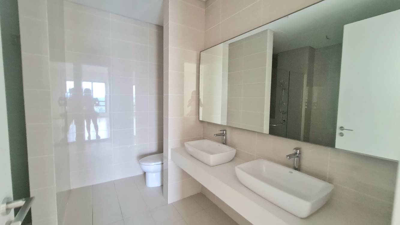 Tria Seputeh 1991sf  Dual Key 5Rooms Plus 3baths - photo 3