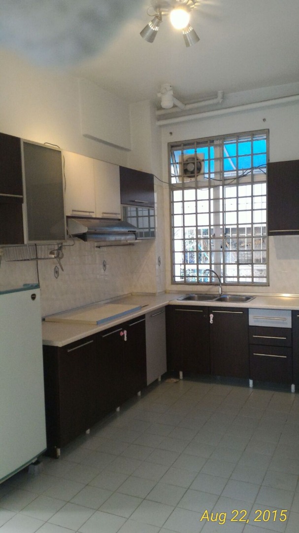 Cheras Taman Lagenda Mas Townhouse Upper Floor - photo 4