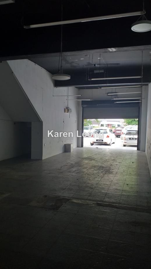 J avenue c180 aeon beside nice location - photo 3