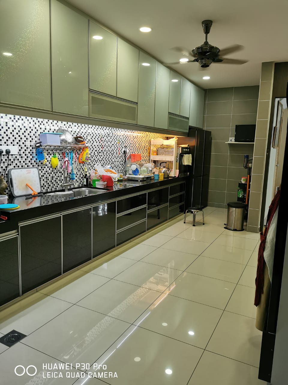 Sunville Semi-d sungai long corner extra land - photo 2