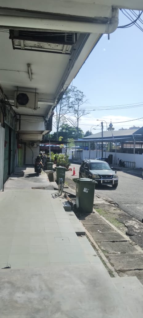 Kg Cheras Baru 4 Storey Shop, Near Main Road - photo 4