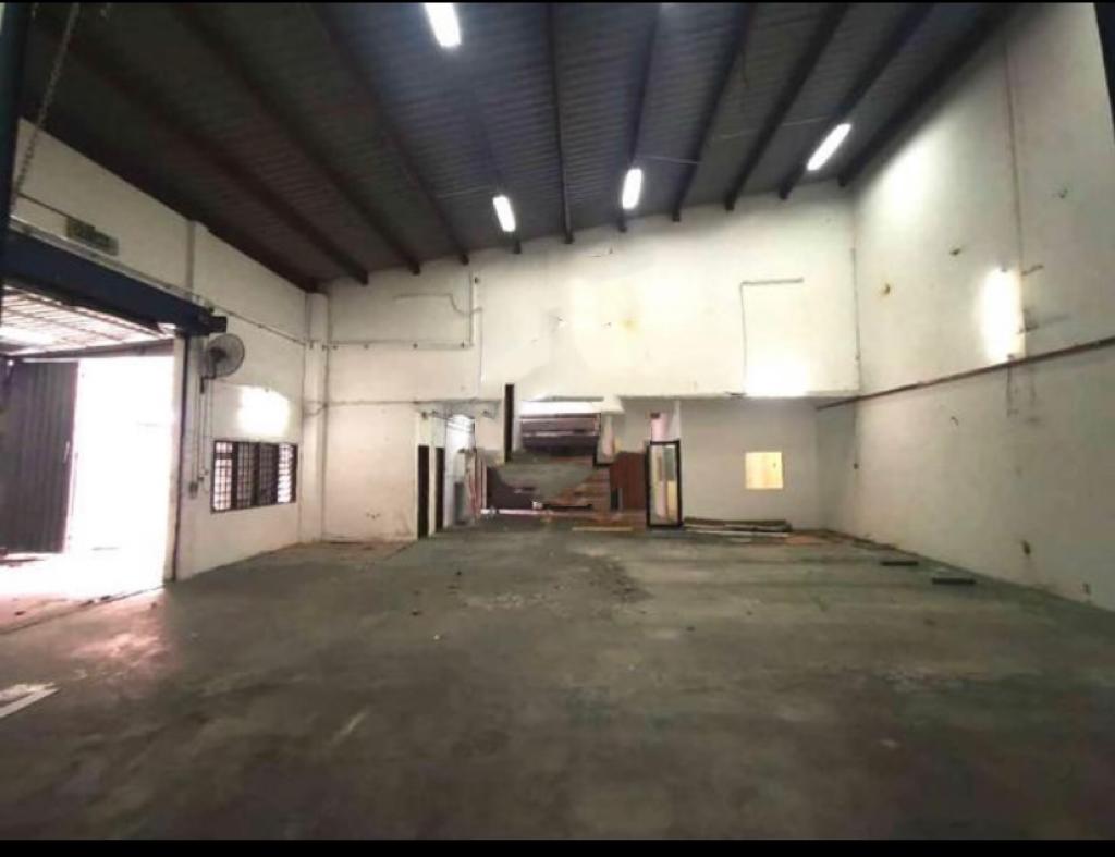 Strategic SemiD factory with container easy load - photo 2