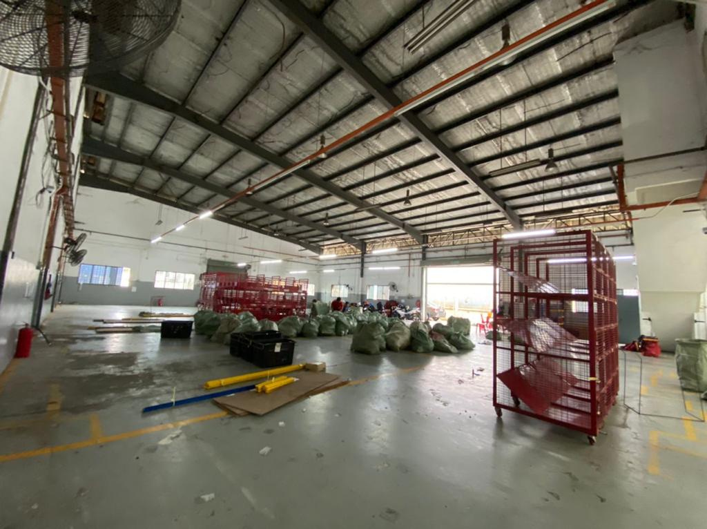 Serdang Nice Factory with Strategic Location - photo 4