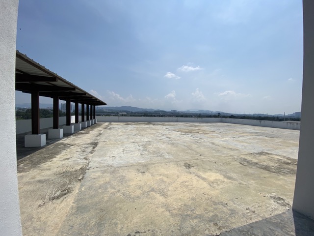 3-Storey factory hostel in Selesa Jaya, Balakong - photo 4
