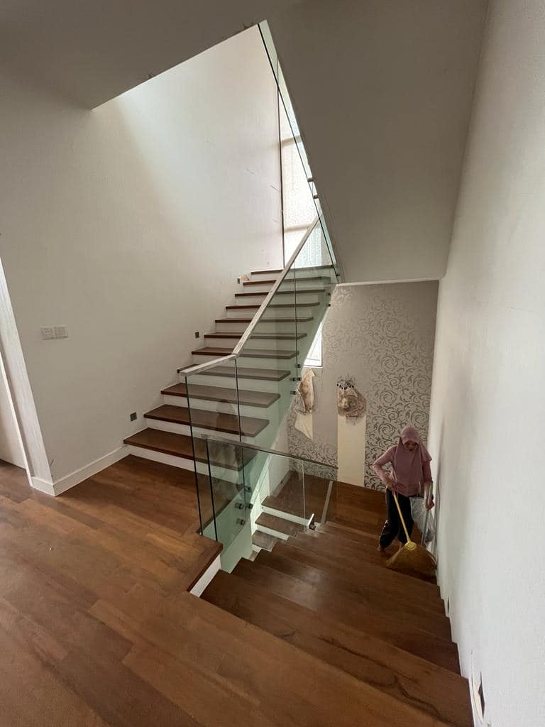 3 Storey Corner Bungalow with biggest land, S Long - photo 8