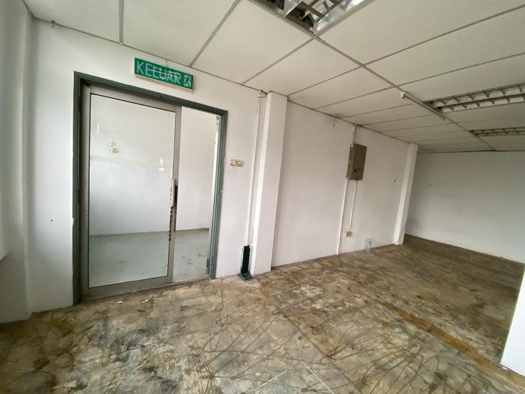 Semi Detached Factory, Seri Kembangan Serdang - photo 5