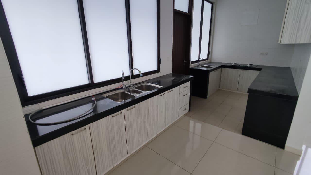 3 Storey Inter Bungalow unit Sg Long Cheras - photo 7