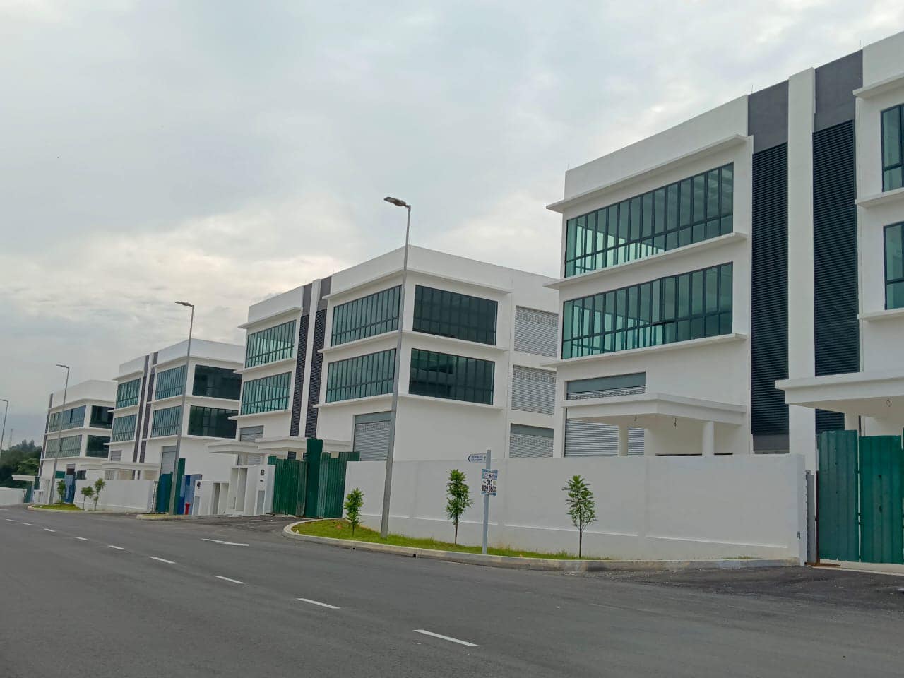 Bukit Serdang Semi Detached Factory - photo 2