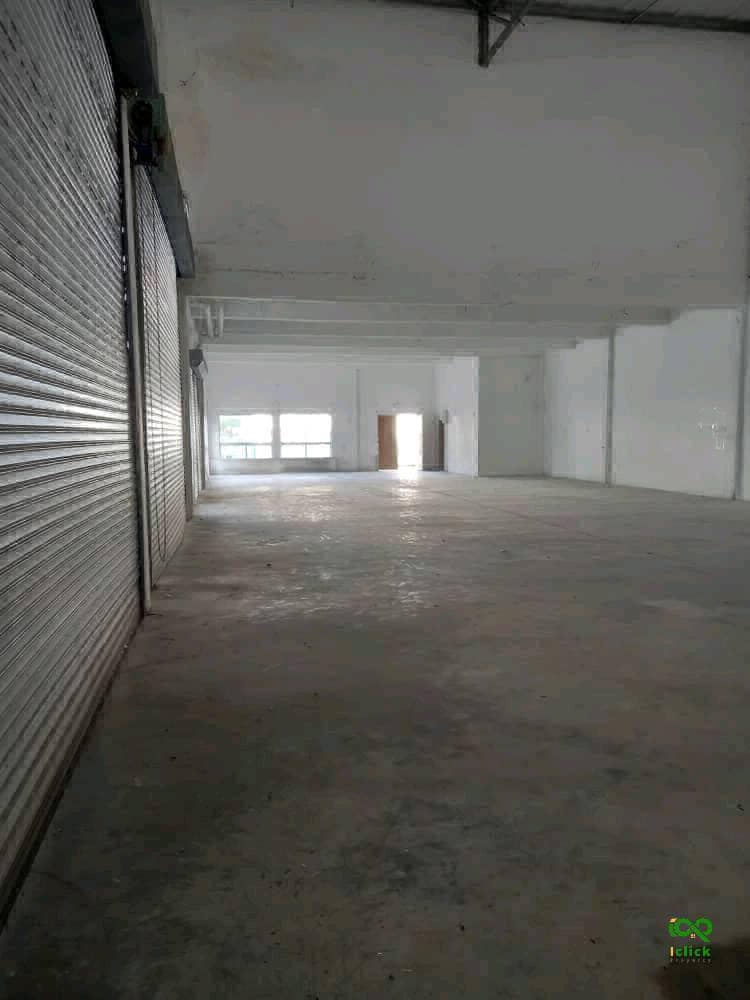 One and half storey Link Factory - photo 3