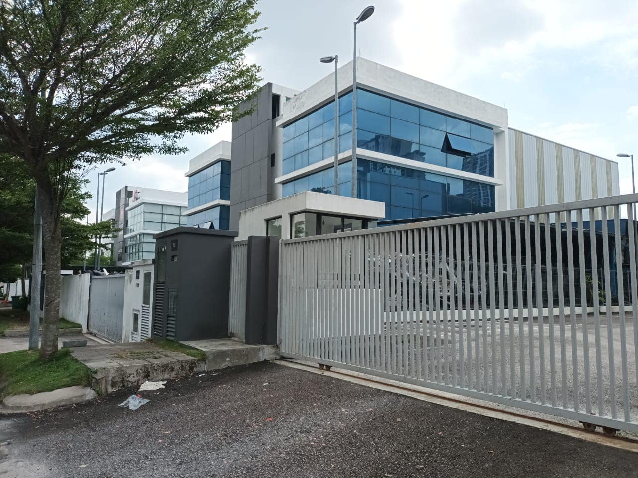 3sty Semi Detached Factory - photo 2