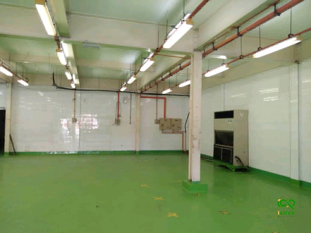 2sty Detached Factory for let - photo 4