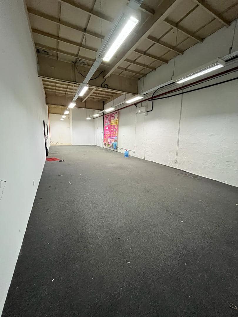 Warehouse Factory for rent - photo 3