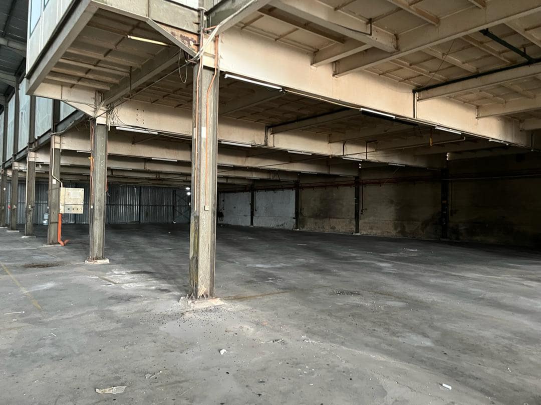 Warehouse Factory for rent - photo 5