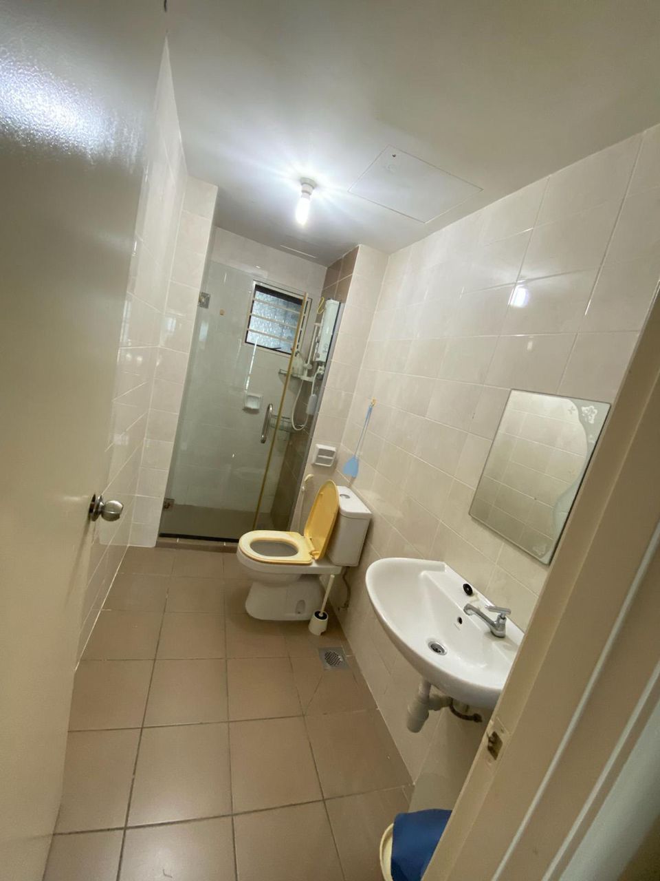 Park 51 Residency 994sf Well Kept Unit - photo 8