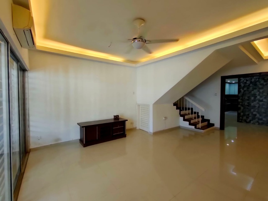 Bandar Sri Damansara SD12 Double-Storey Terreced - photo 3